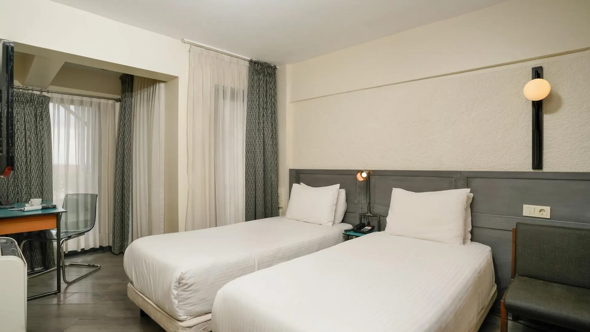 Faros Hotel Taksim-Special Category Istambul 4*,